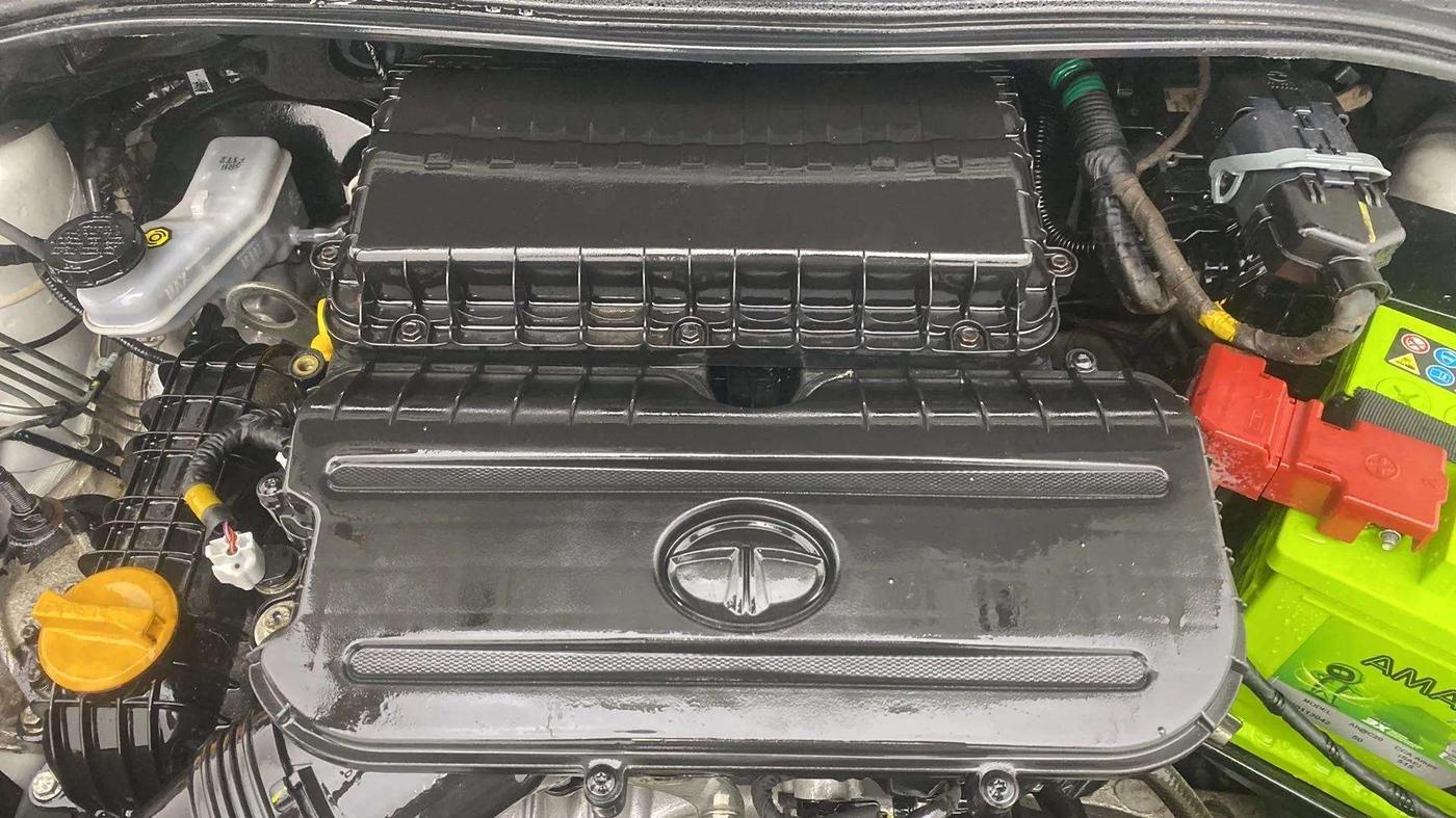 2022 Tata Tiago XZ PLUS PETROL, Petrol, Manual, 37,337 km, Open Bonet