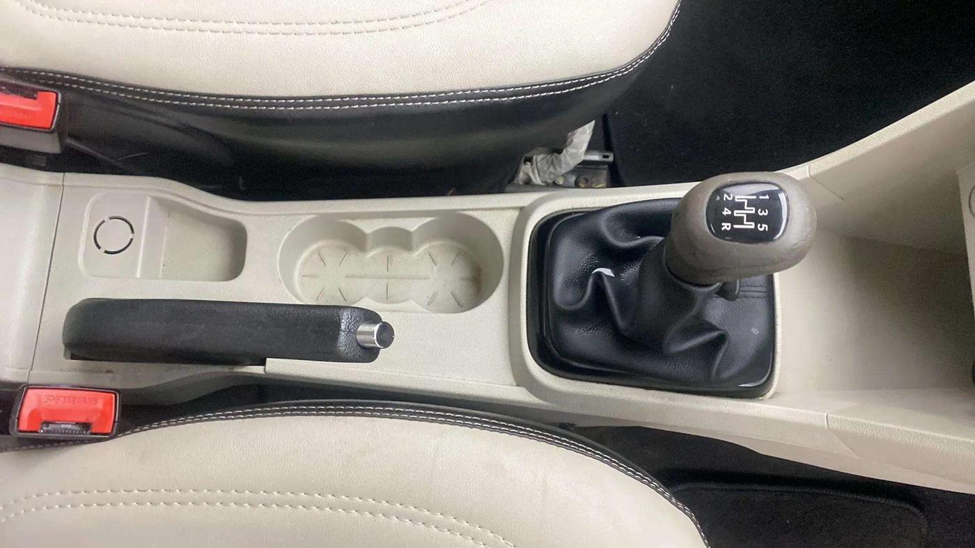 2022 Tata Tiago XZ PLUS PETROL, Petrol, Manual, 37,337 km, Gear Lever