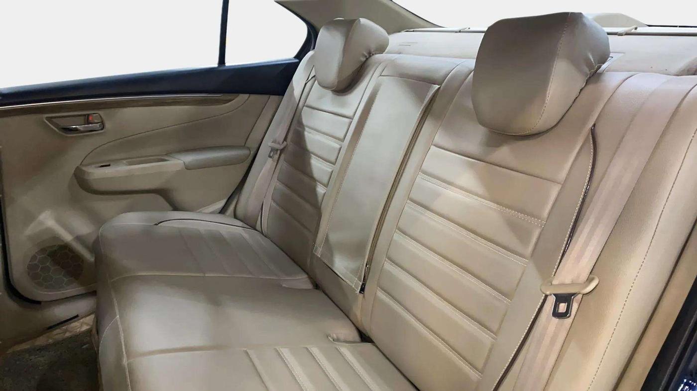 2018 Maruti Ciaz ALPHA 1.4 PETROL, Petrol, Manual, 84,652 km, Right Side Rear Door Cabin