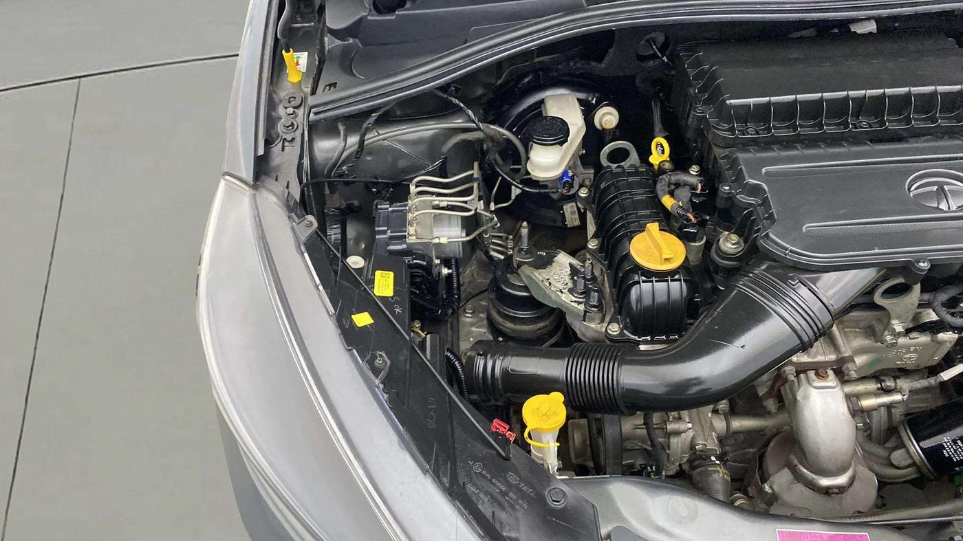 2020 Tata Tiago XZ PETROL, Petrol, Manual, 61,970 km, Engine View - Right