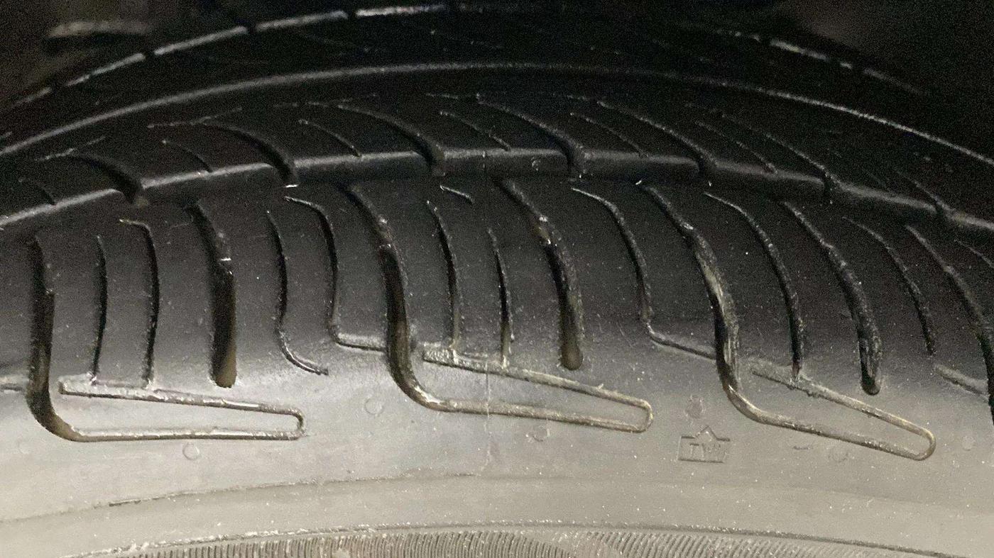 2020 Tata Tiago XZ PETROL, Petrol, Manual, 61,970 km, Left Front Tyre Tread