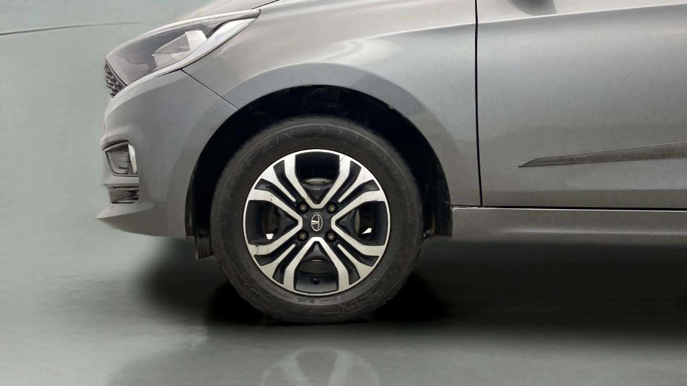2020 Tata Tiago XZ PETROL, Petrol, Manual, 61,970 km, Left Front Wheel