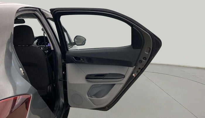 2020 Tata Tiago XZ PETROL, Petrol, Manual, 61,970 km, RHS Rear Door