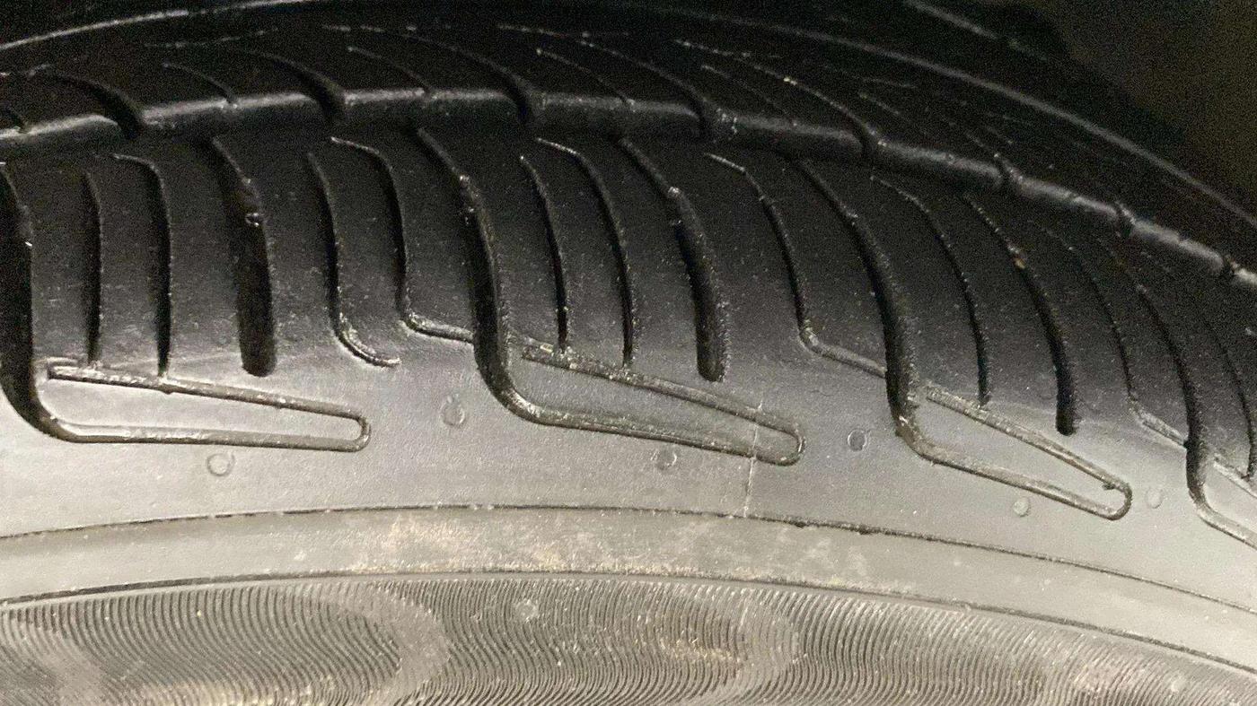 2020 Tata Tiago XZ PETROL, Petrol, Manual, 61,970 km, Right Rear Tyre Tread