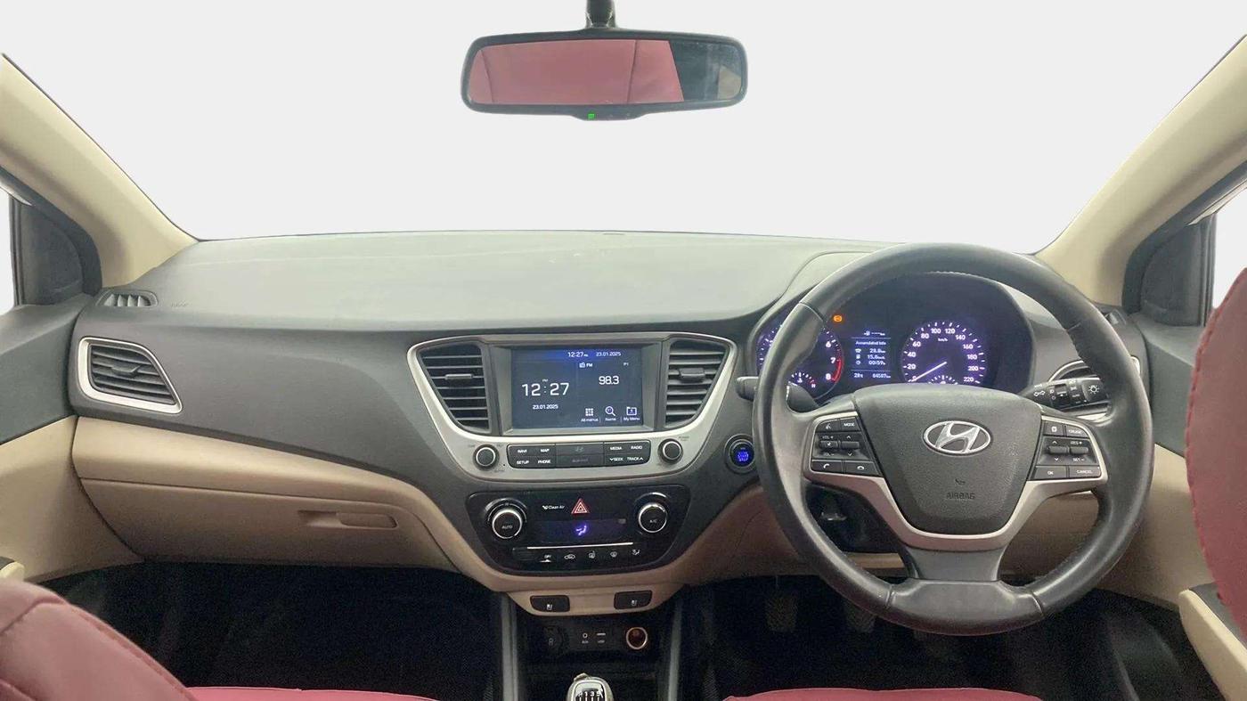 2018 Hyundai Verna 1.6 VTVT SX O, Petrol, Manual, 84,773 km, Dashboard