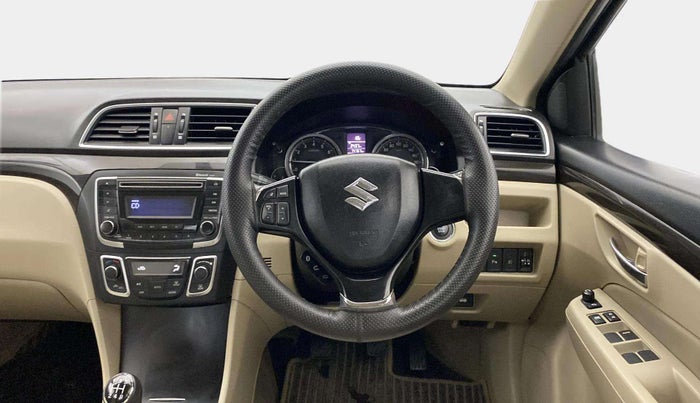 2015 Maruti Ciaz ZXI, Petrol, Manual, 74,838 km, Steering Wheel Close Up