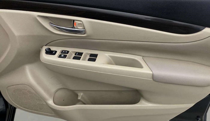 2015 Maruti Ciaz ZXI, Petrol, Manual, 74,838 km, Driver Side Door Panels Control