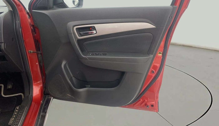 2017 Maruti Vitara Brezza ZDI PLUS, Diesel, Manual, 71,842 km, Driver Side Door Panels Control