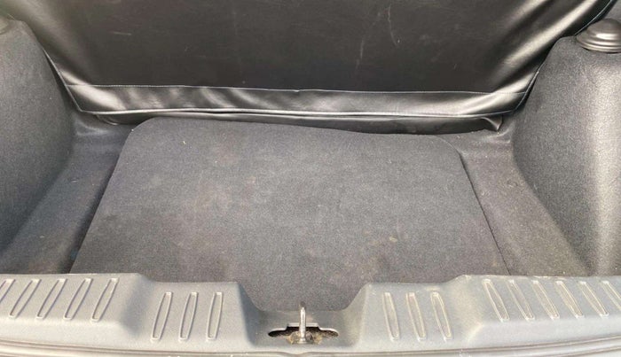 2020 Tata ALTROZ XZ PETROL, Petrol, Manual, 12,535 km, Boot Inside