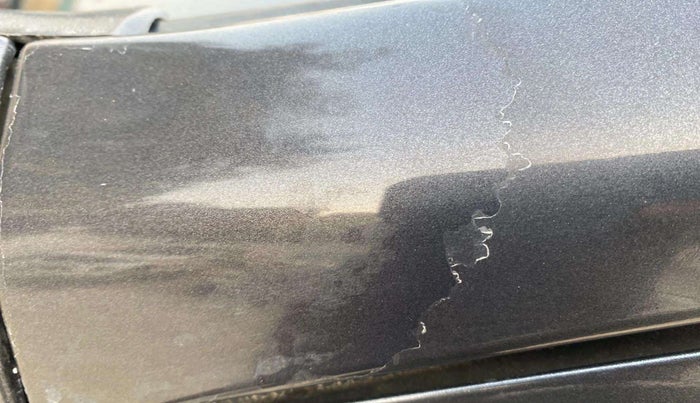 2019 Maruti Alto VXI, Petrol, Manual, 28,378 km, Left A pillar - Paint is slightly faded