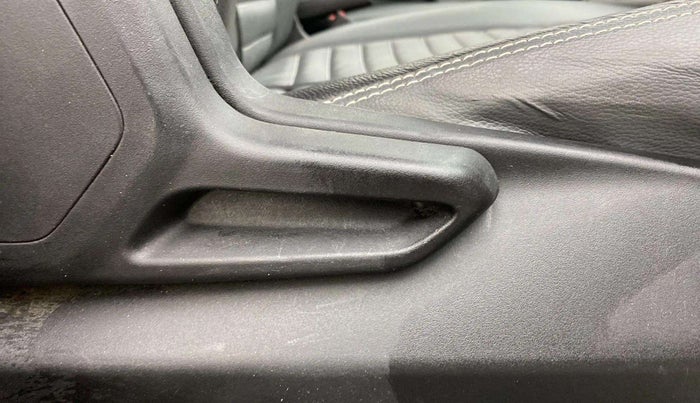 2020 Tata Tiago XE PETROL, Petrol, Manual, 40,951 km, Driver Side Adjustment Panel