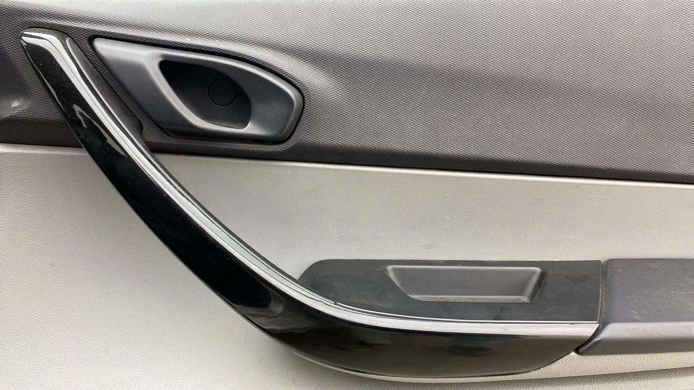 2020 Tata Tiago XE PETROL, Petrol, Manual, 40,951 km, Driver Side Door Panels Control