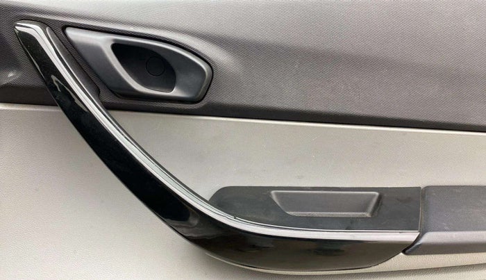 2020 Tata Tiago XE PETROL, Petrol, Manual, 40,951 km, Driver Side Door Panels Control