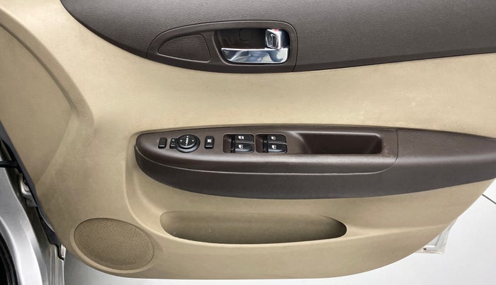 2011 Hyundai i20 ASTA 1.2, Petrol, Manual, 89,666 km, Driver Side Door Panels Control