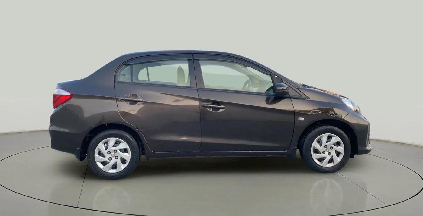 2017 Honda Amaze 1.2L I-VTEC S, Petrol, Manual, 85,155 km, Right Side