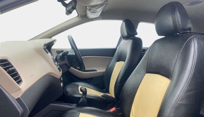 2016 Hyundai Elite i20 SPORTZ 1.2, Petrol, Manual, 32,315 km, Right Side Front Door Cabin
