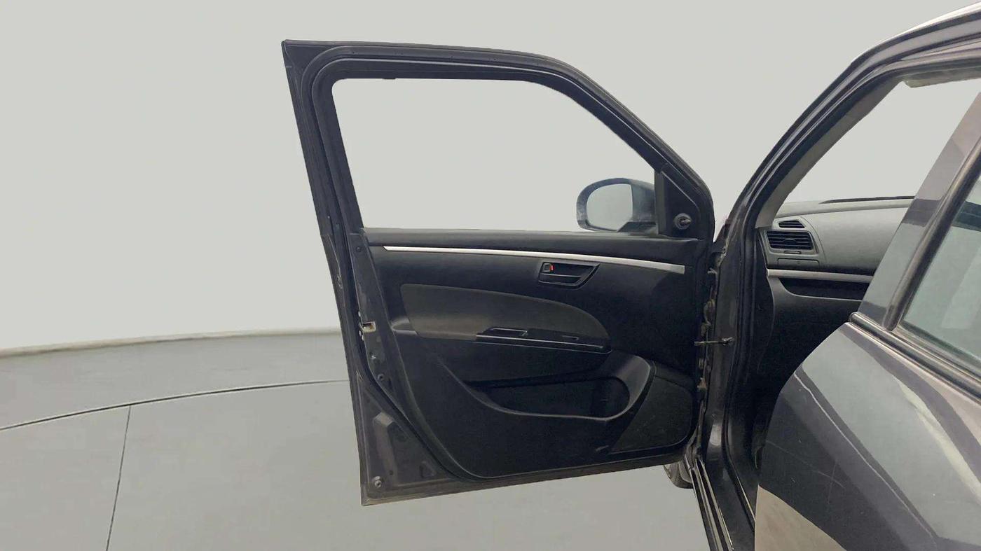 2017 Maruti Swift LXI (O), Petrol, Manual, 30,070 km, LHS Front Door
