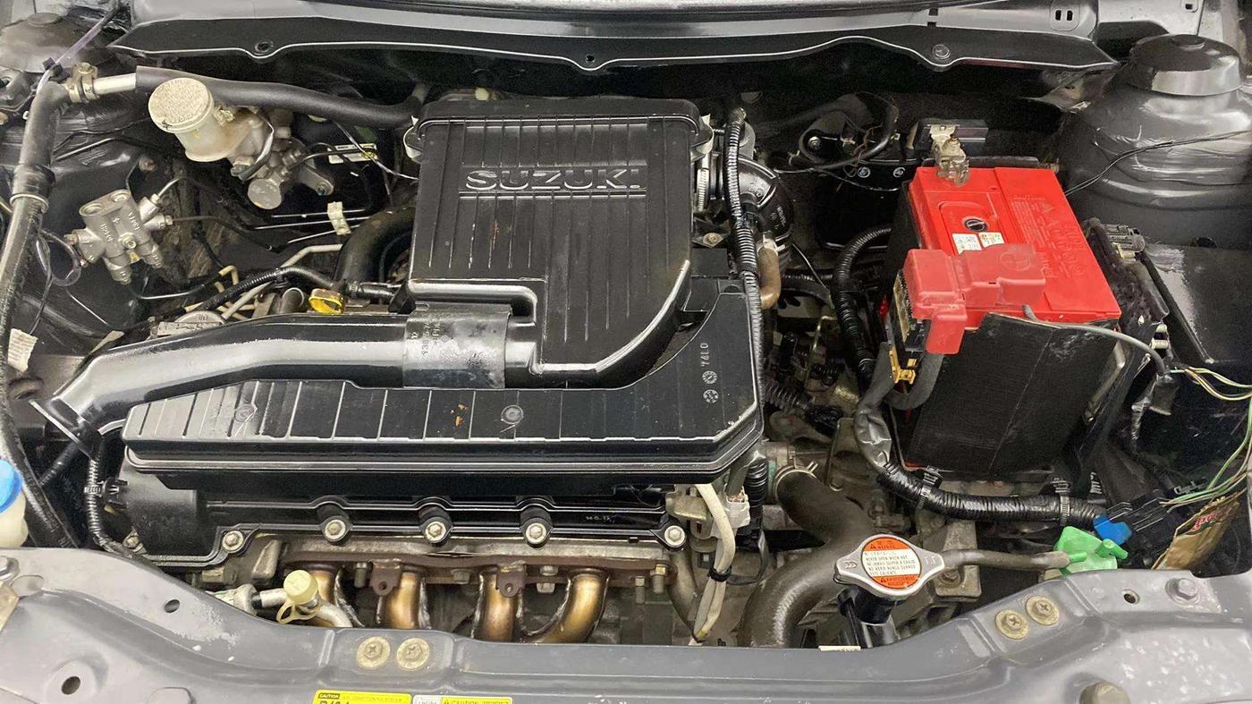 2017 Maruti Swift LXI (O), Petrol, Manual, 30,070 km, Engine View