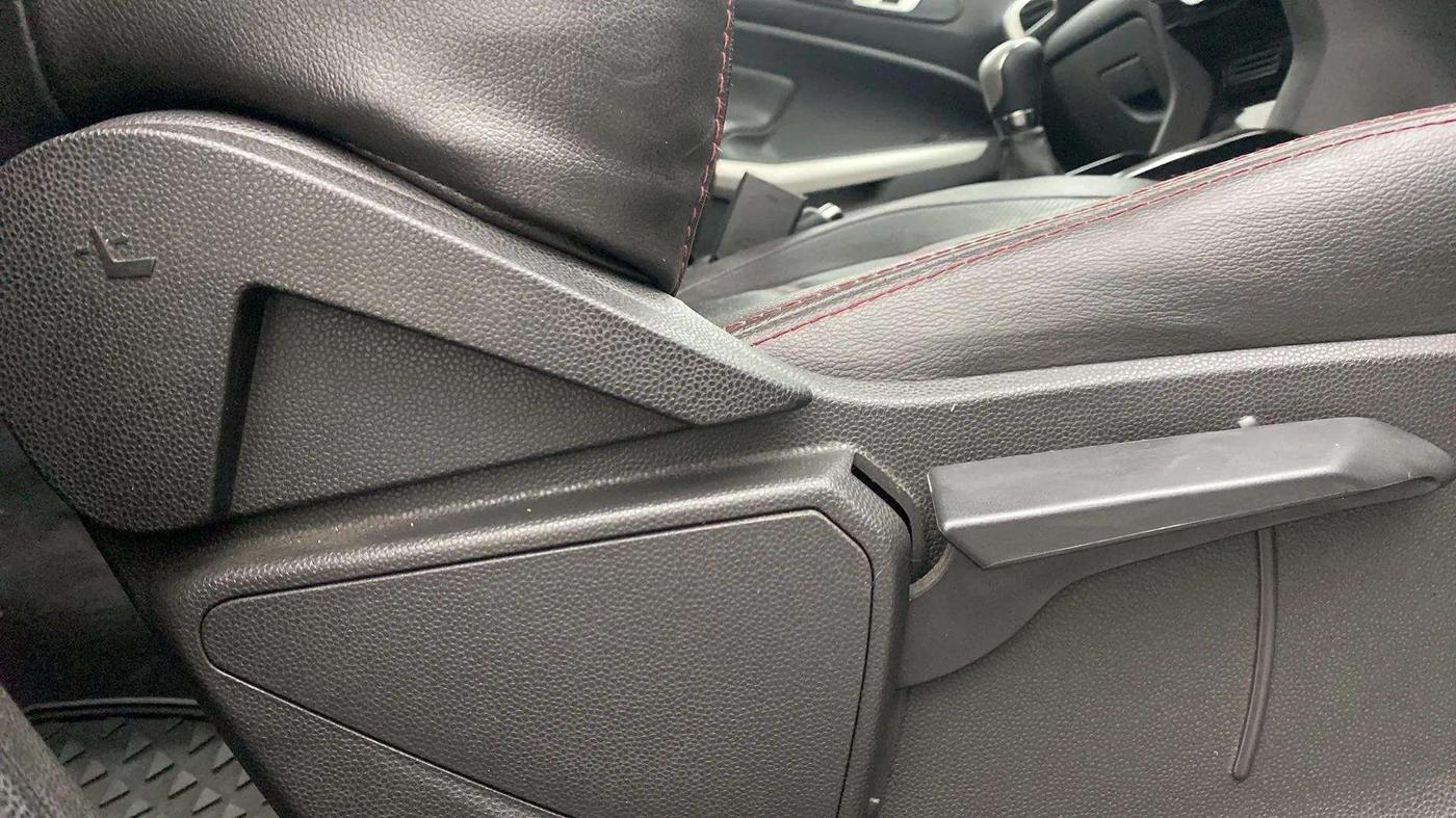 2017 Ford Ecosport TITANIUM+ 1.5L DIESEL, Diesel, Manual, 47,575 km, Driver Side Adjustment Panel