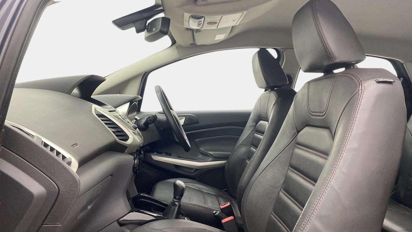 2017 Ford Ecosport TITANIUM+ 1.5L DIESEL, Diesel, Manual, 47,575 km, Right Side Front Door Cabin