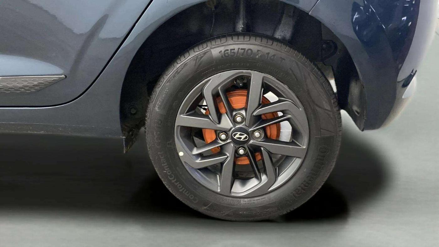 2020 Hyundai GRAND I10 NIOS SPORTZ AMT 1.2 KAPPA VTVT, Petrol, Automatic, 68,136 km, Left Rear Wheel