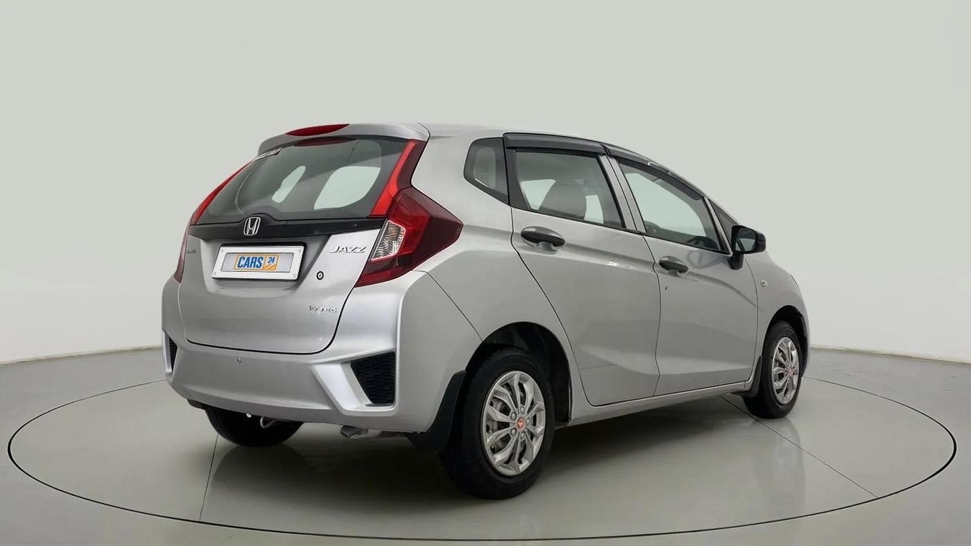 2015 Honda Jazz 1.2L I-VTEC E, Petrol, Manual, 66,861 km, Right Back Diagonal