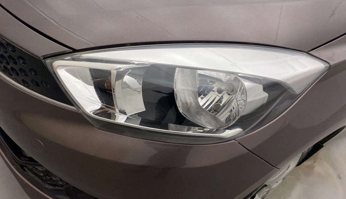 2017 Tata Tiago XTA PETROL, Petrol, Automatic, 72,865 km, Left headlight - Clamp has minor damage