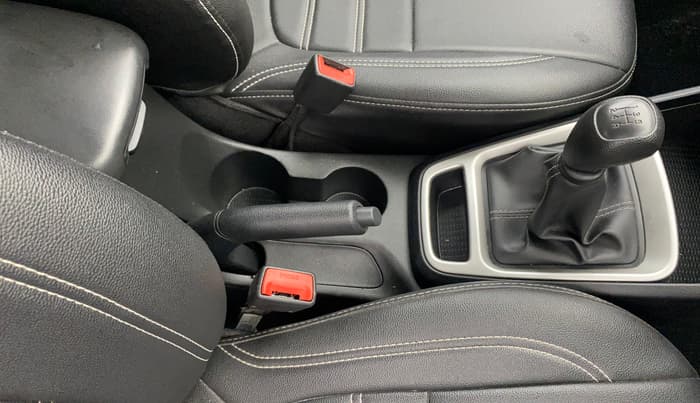 2022 Hyundai VENUE S+ 1.2, Petrol, Manual, 19,160 km, Gear Lever