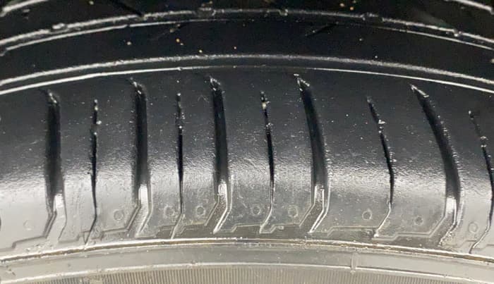 2022 Hyundai VENUE S+ 1.2, Petrol, Manual, 19,160 km, Right Front Tyre Tread