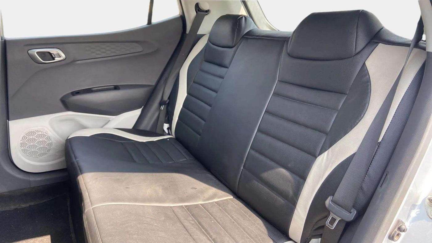 2023 Hyundai GRAND I10 NIOS SPORTZ 1.2 KAPPA VTVT CNG, CNG, Manual, 31,677 km, Right Side Rear Door Cabin