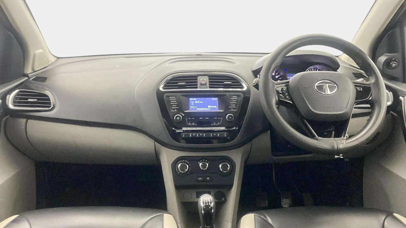 2018 Tata Tiago XZ PETROL, Petrol, Manual, 85,885 km, Dashboard