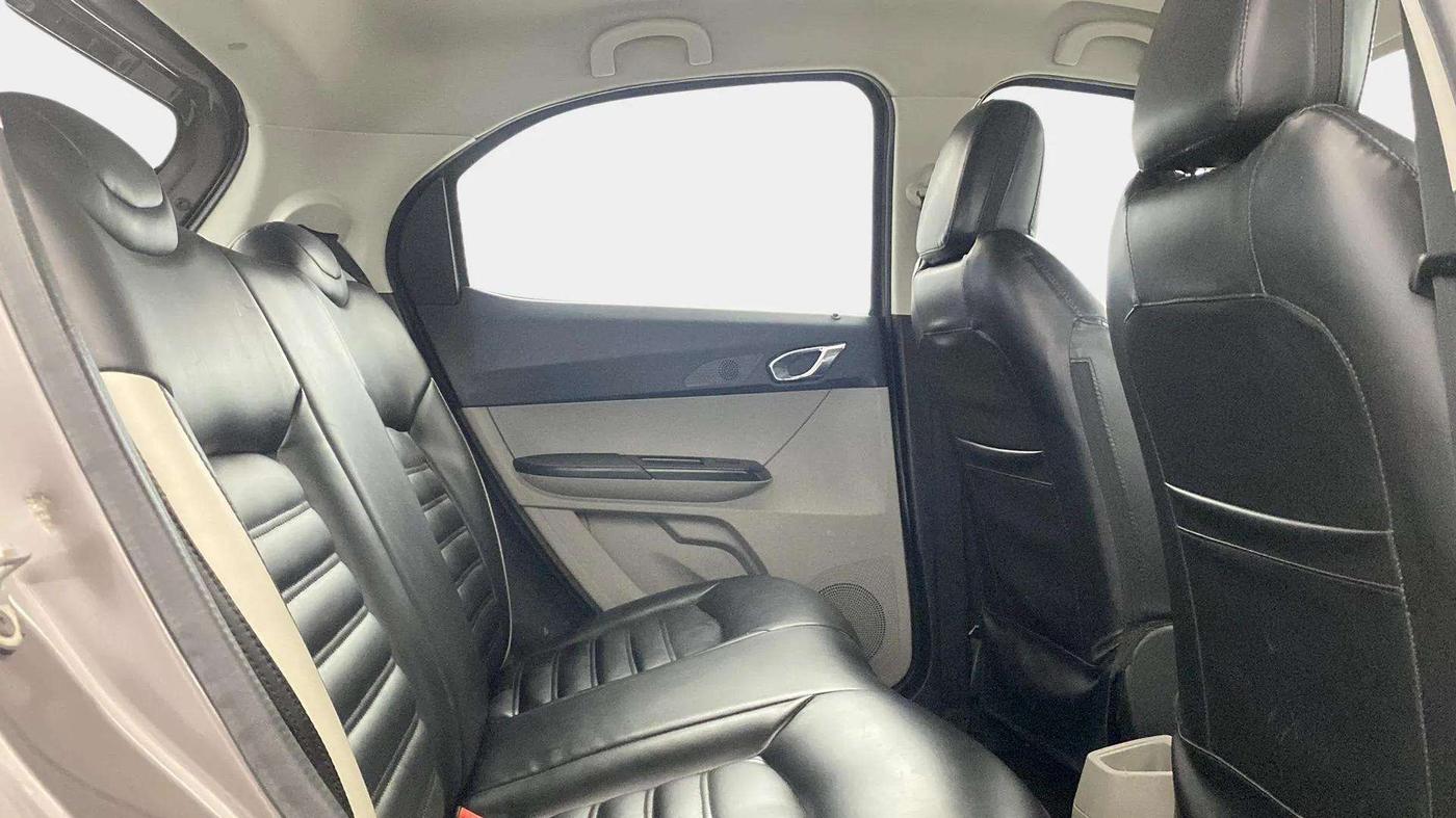 2018 Tata Tiago XZ PETROL, Petrol, Manual, 85,885 km, Right Side Rear Door Cabin
