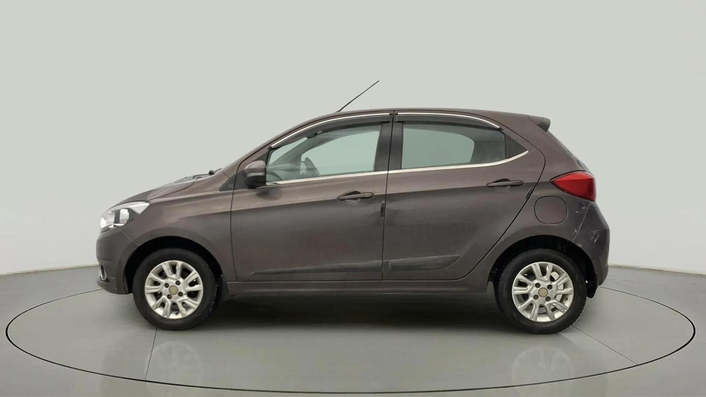2018 Tata Tiago XZ PETROL, Petrol, Manual, 85,885 km, Left Side