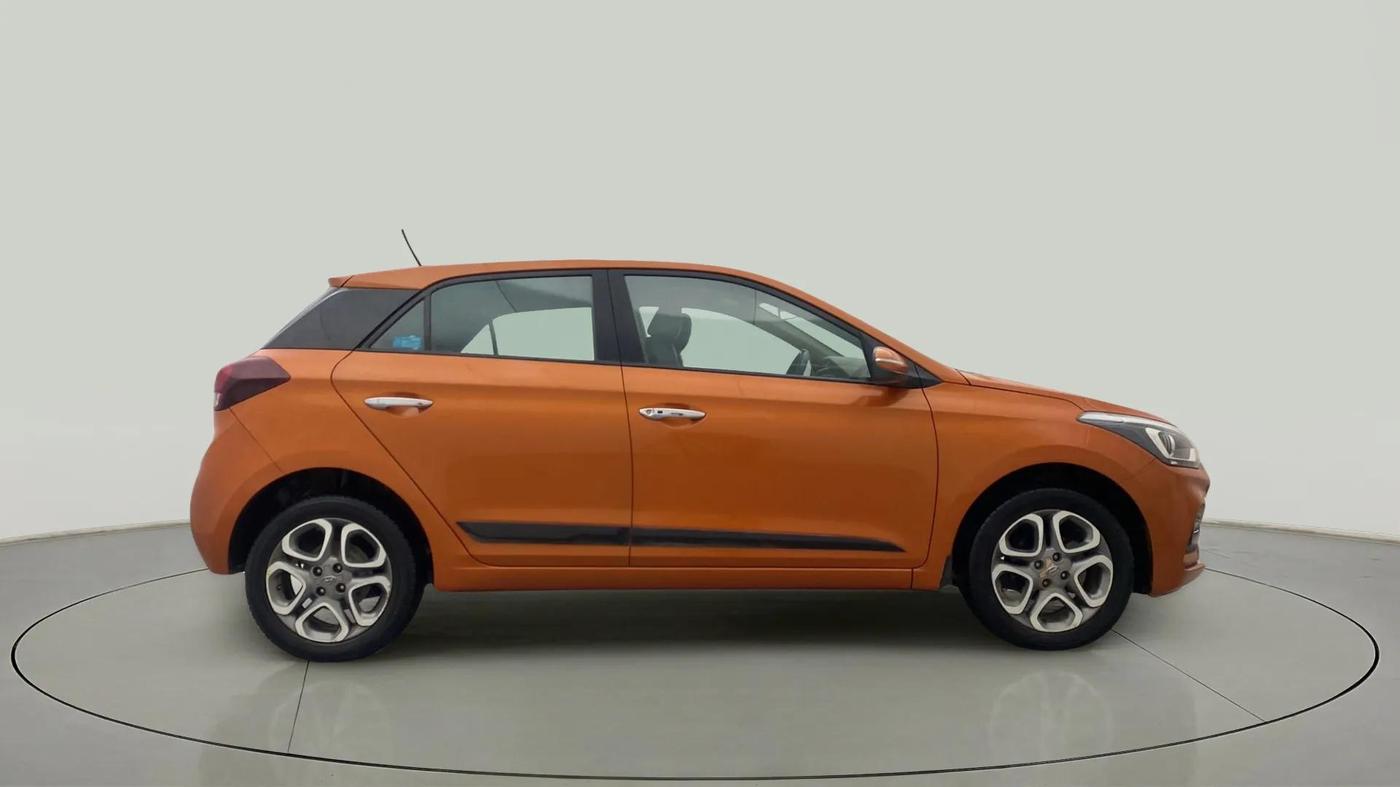 2018 Hyundai Elite i20 ASTA 1.2 (O), Petrol, Manual, 44,209 km, Right Side View