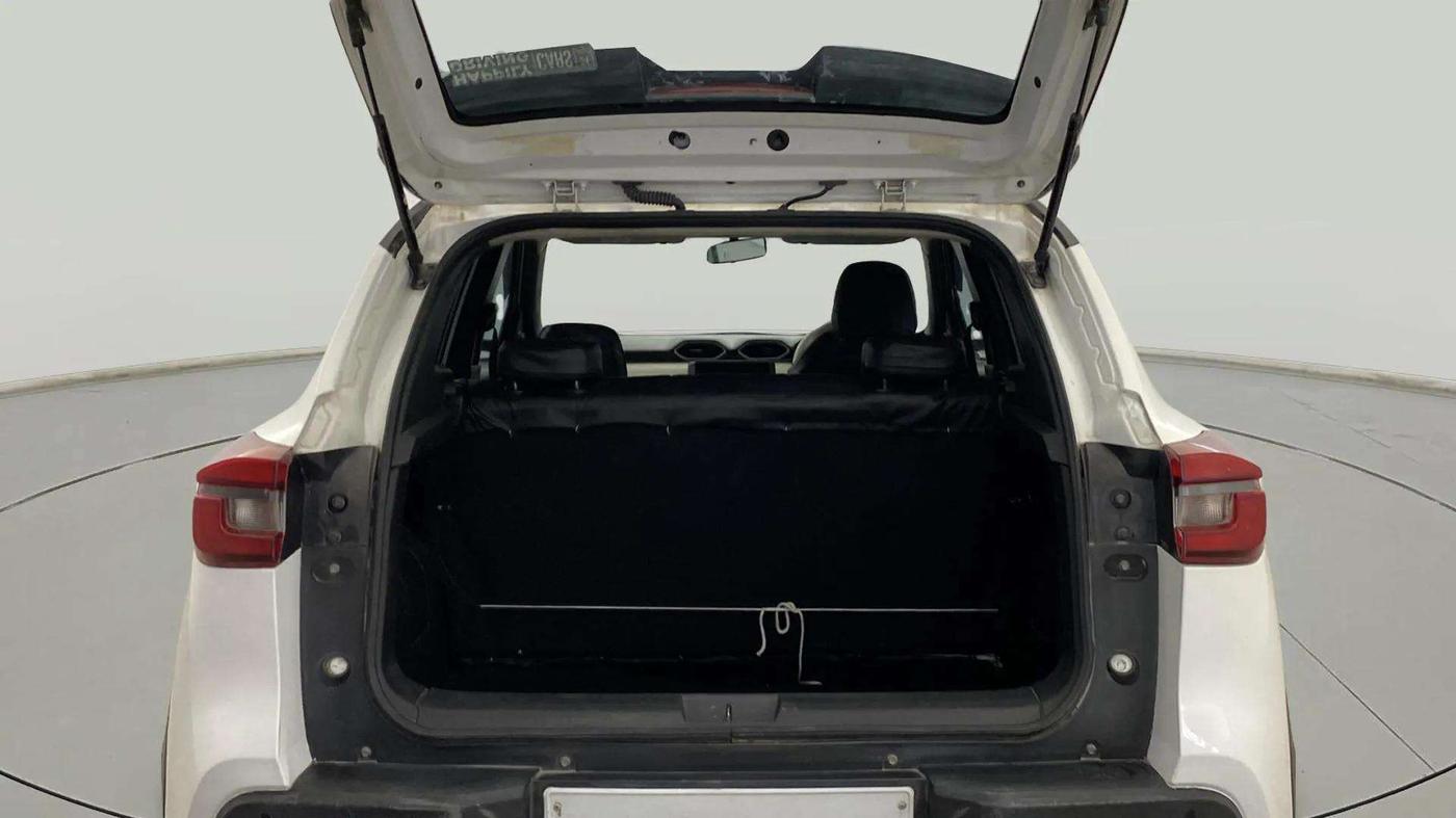 2022 Nissan MAGNITE XE, Petrol, Manual, 22,137 km, Boot Inside