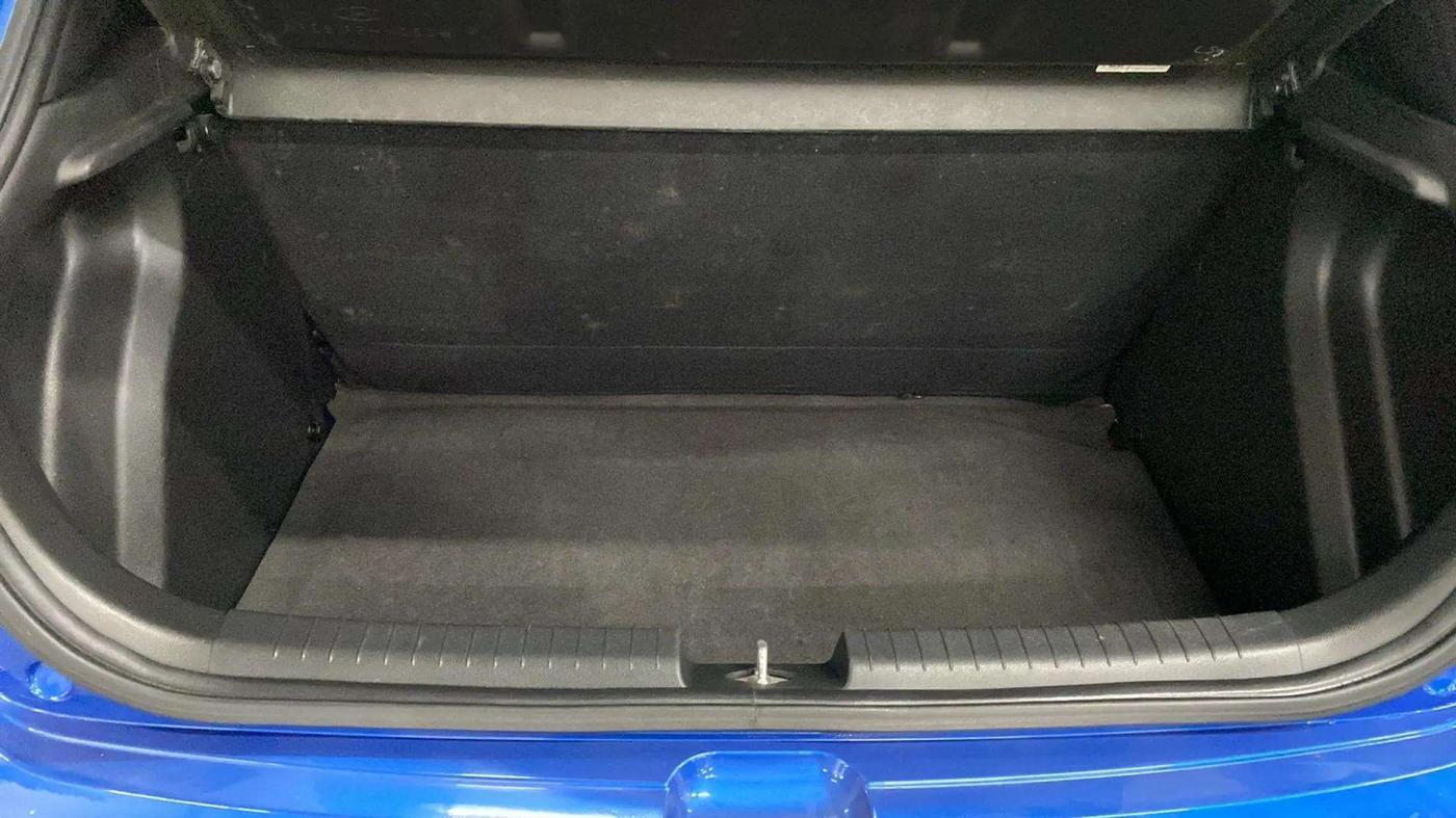 2017 Hyundai Elite i20 SPORTZ 1.2, Petrol, Manual, 27,289 km, Boot Inside
