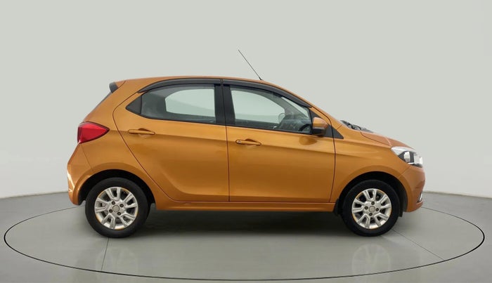 2018 Tata Tiago XZ PETROL, Petrol, Manual, 65,233 km, Right Side