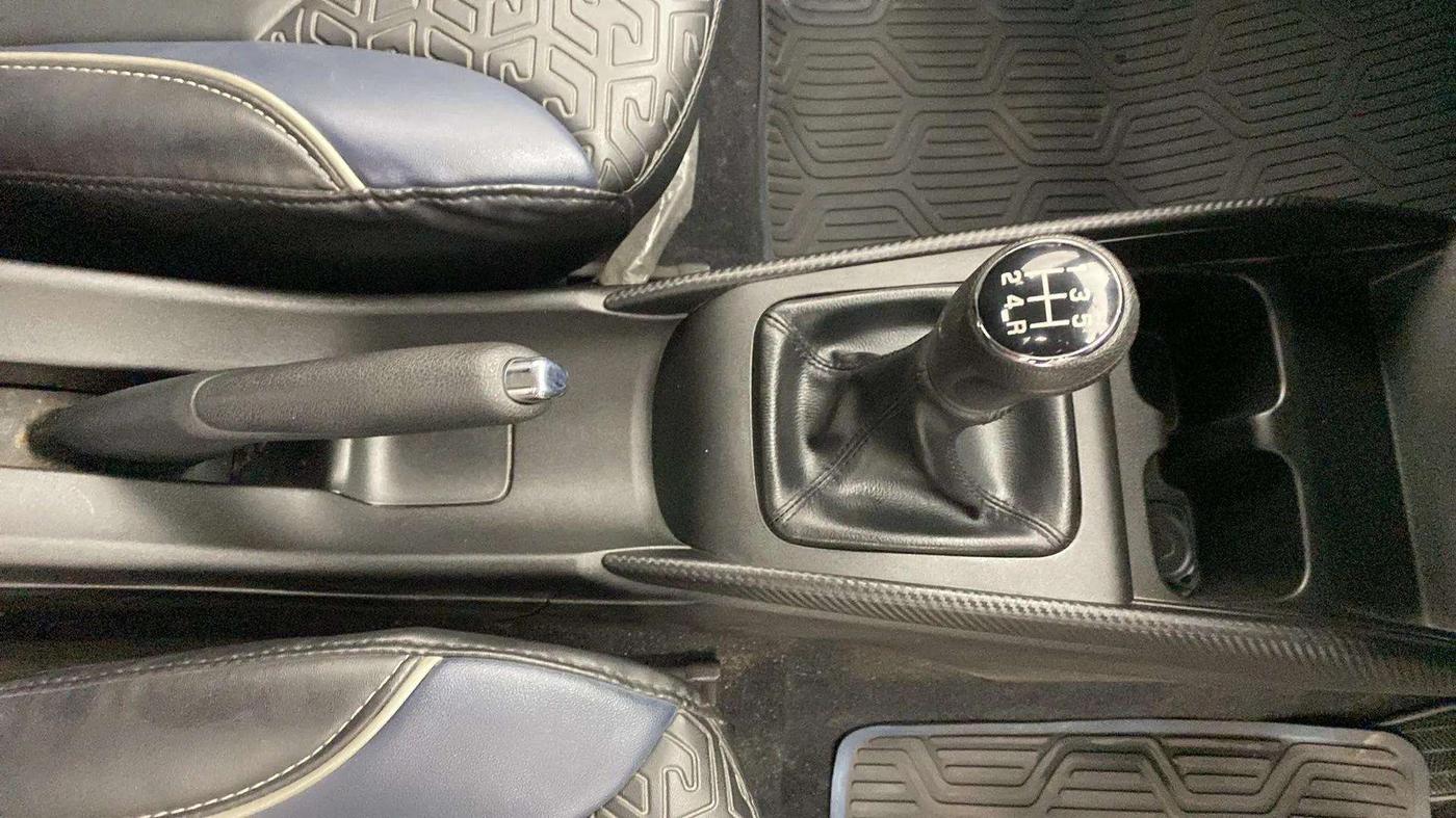 2022 Maruti Baleno DELTA PETROL 1.2, Petrol, Manual, 36,556 km, Gear Lever