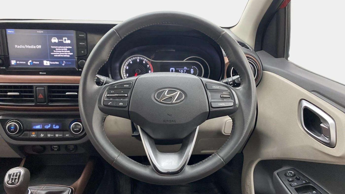 2021 Hyundai AURA SX 1.2 (O), Petrol, Manual, 43,323 km, Steering Wheel Close Up