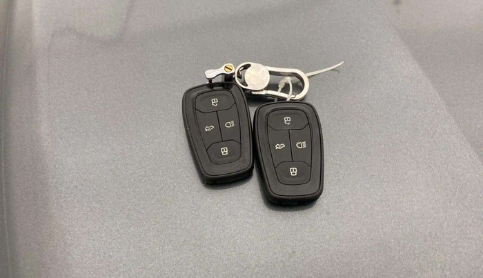 2022 Tata ALTROZ XZA PLUS, Petrol, Automatic, 28,894 km, Key Close Up