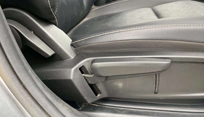 2022 Tata ALTROZ XZA PLUS, Petrol, Automatic, 28,894 km, Driver Side Adjustment Panel