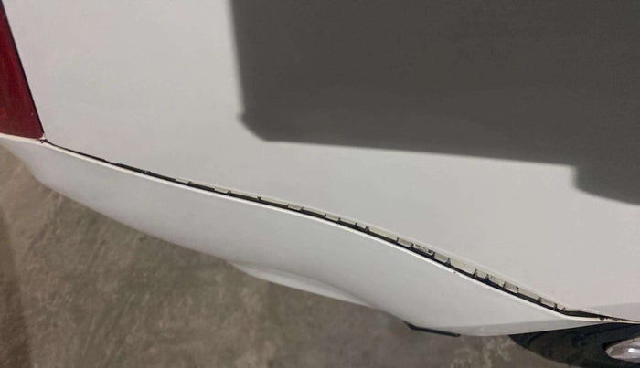 2015 Maruti Swift Dzire VXI, Petrol, Manual, 88,226 km, Right quarter panel - Paint has minor damage