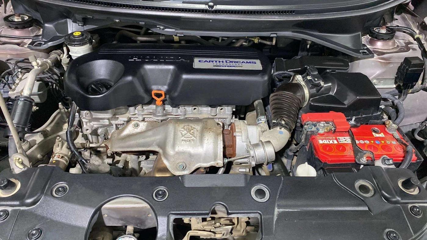 2018 Honda BR-V 1.5L I- DTEC V, Diesel, Manual, 61,464 km, Open Bonet