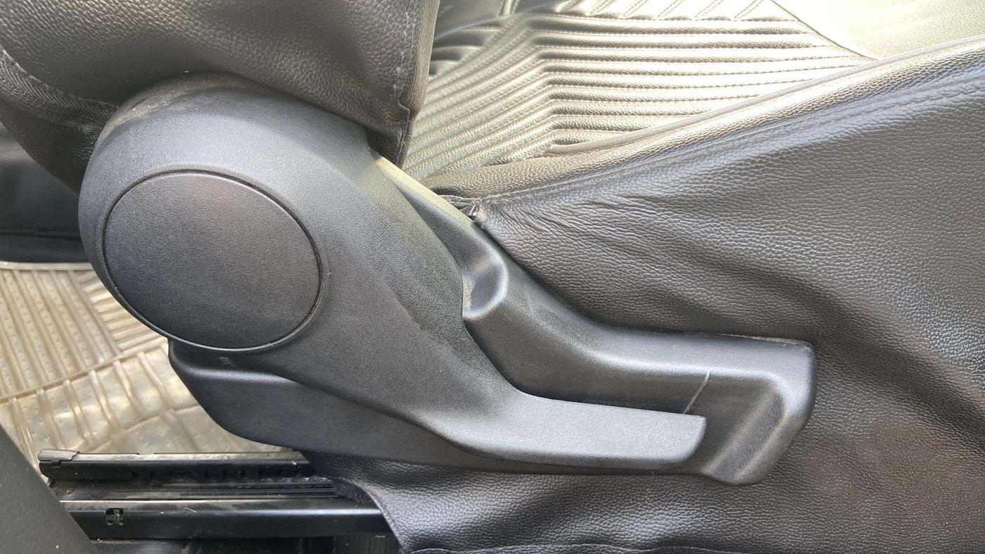 2020 Maruti IGNIS DELTA 1.2, Petrol, Manual, 22,951 km, Driver Side Door Panels Control