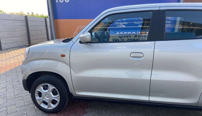 2021 Maruti S PRESSO VXI+, Petrol, Manual, 24,574 km, Front passenger door - Slightly dented