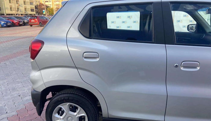 2021 Maruti S PRESSO VXI+, Petrol, Manual, 24,574 km, Right rear door - Slightly dented