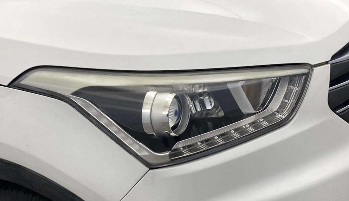 2016 Hyundai Creta SX PLUS AT 1.6 PETROL, Petrol, Automatic, 69,780 km, Right headlight - Minor scratches