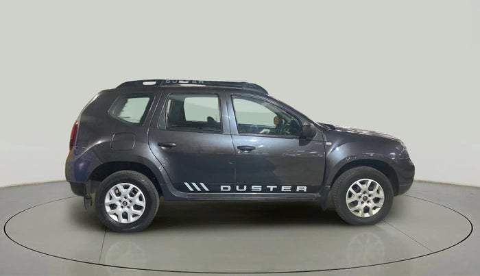 2018 Renault Duster RXE PETROL, Petrol, Manual, 57,999 km, Right Side View