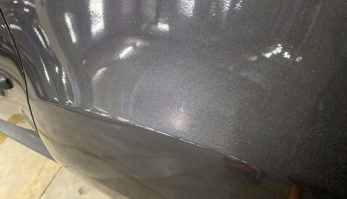 2018 Renault Duster RXE PETROL, Petrol, Manual, 57,999 km, Right quarter panel - Slightly dented