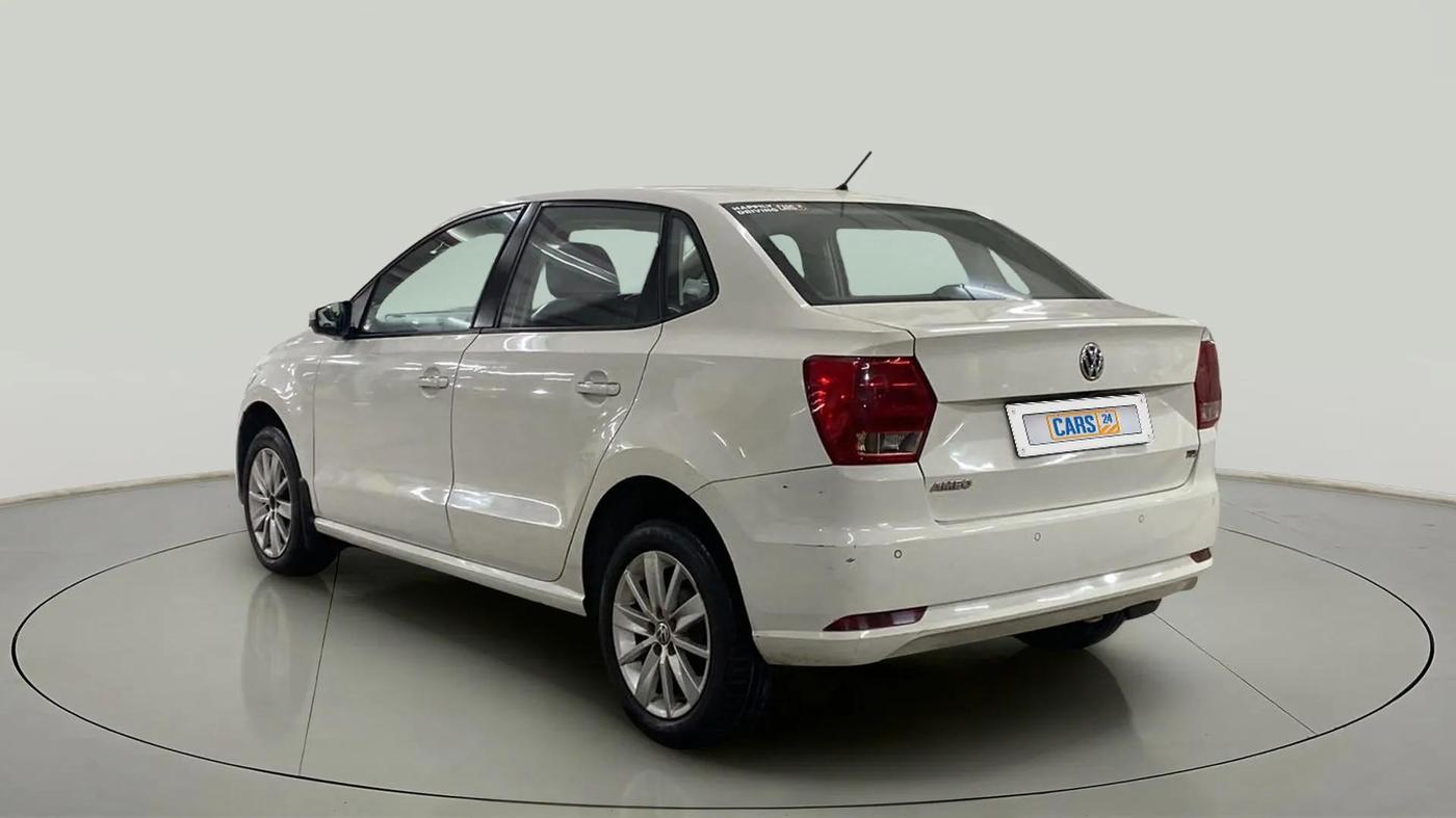 2016 Volkswagen Ameo HIGHLINE1.5L, Diesel, Manual, 86,892 km, Left Back Diagonal